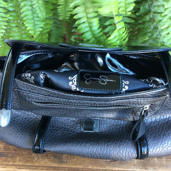 ❤️Gorgeous Jessica Simpson Satchel Handbag! - Picture 6 of 8